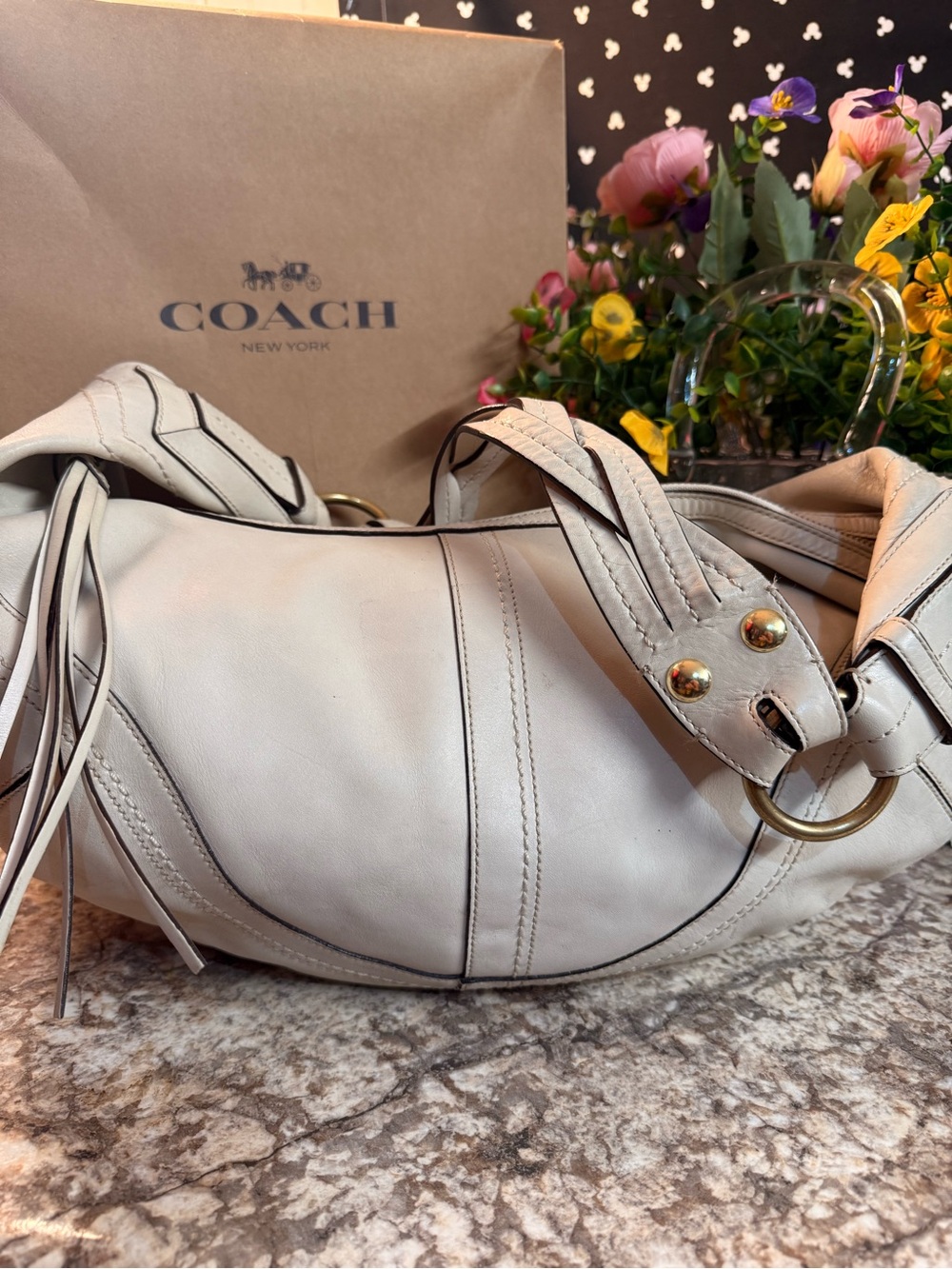 COACH White Leather Hobo Bag Daniel - Smooth Curved Silhouette